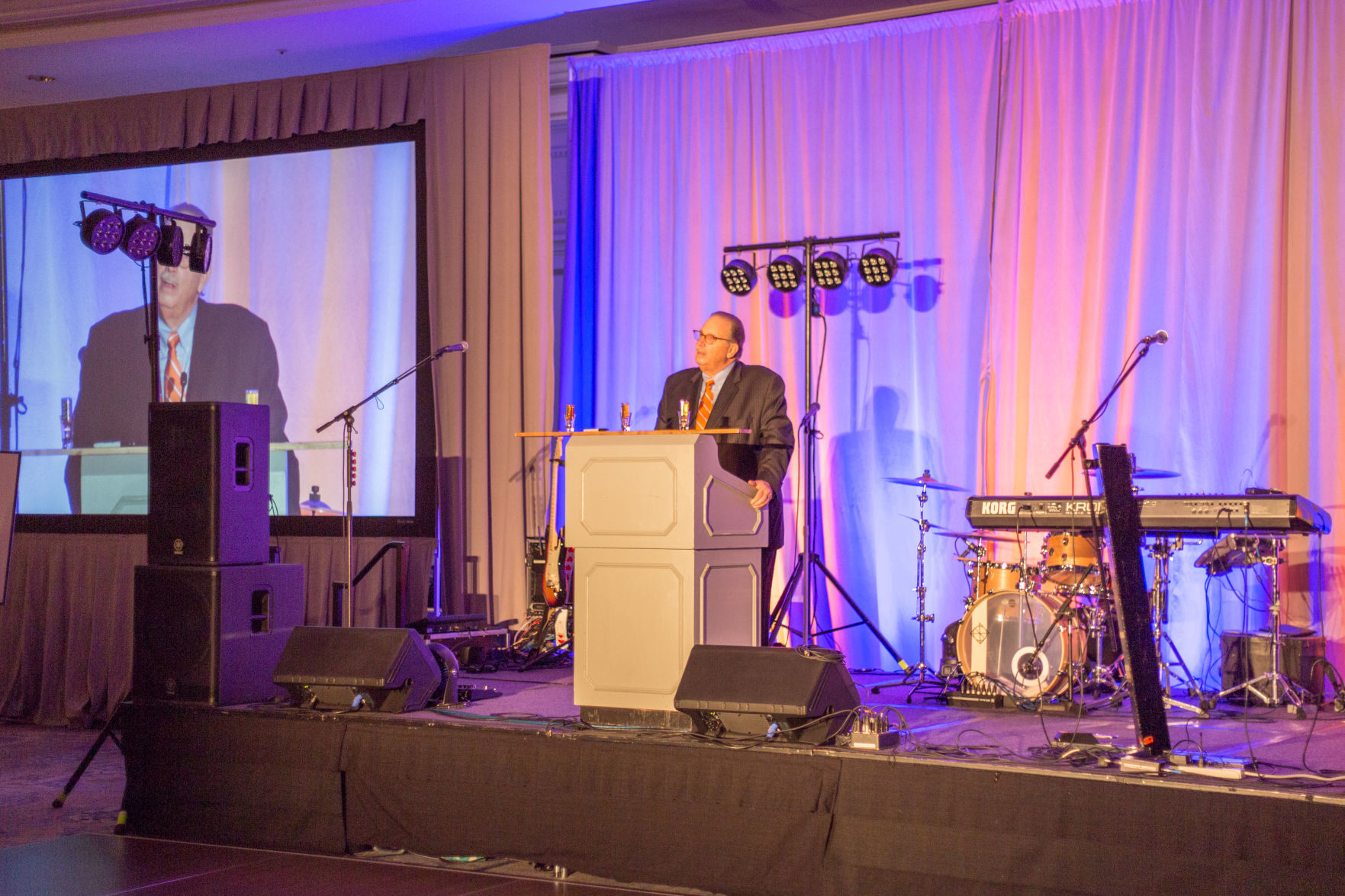 112418Claytoneducationfoundationgala32.jpg